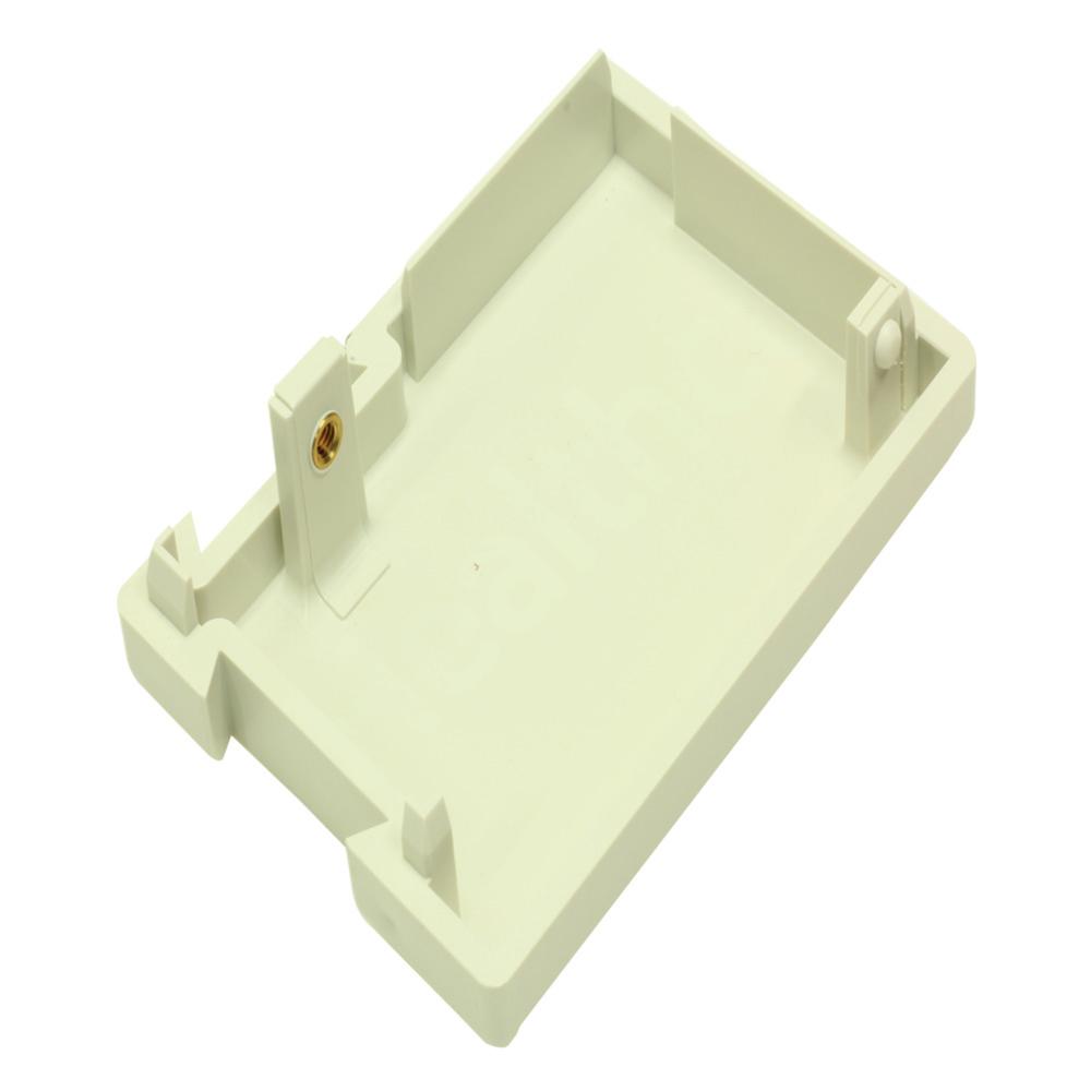 End Cap Lower East Giraffe™ Hybrid Injection Molded End Cap Lower East Giraffe™ Hybrid Injection Molded